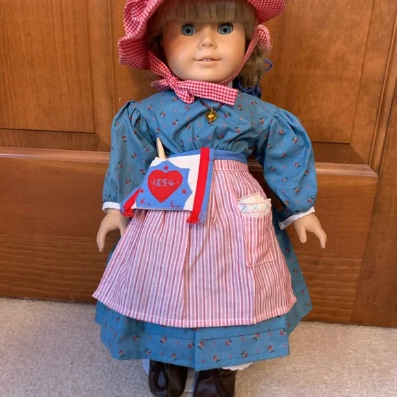 Original Authentic Kirsten Larson American girl doll, Pleasent Company ~1992. - Picture 1 of 8